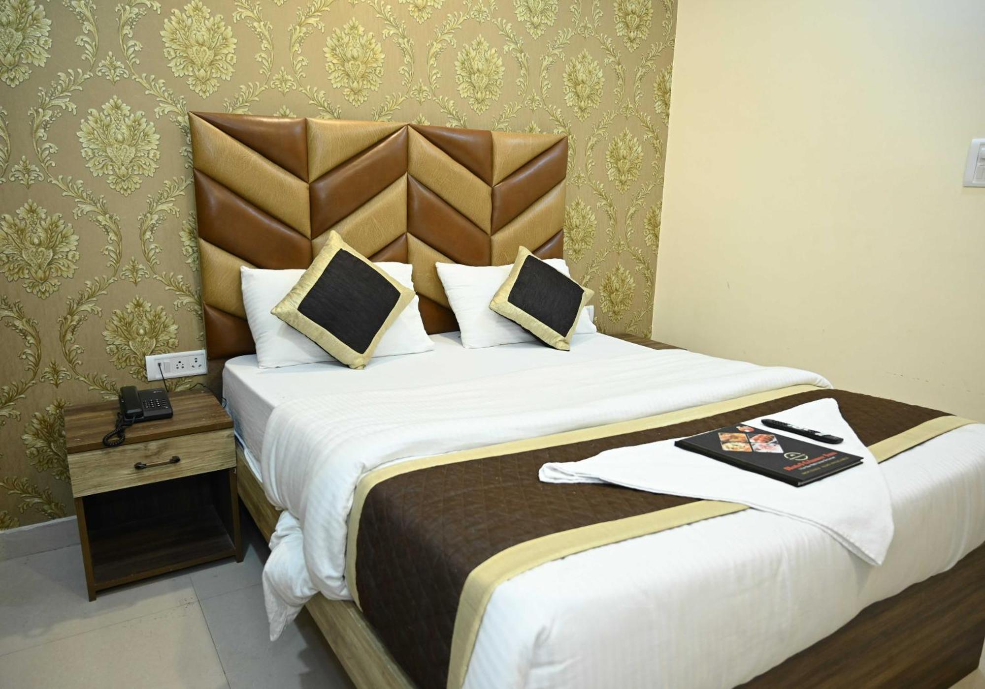 Super Hotel O Glance Inn Patna  Exterior photo